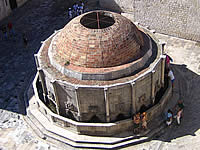Dubrovnik: Onofurio Well